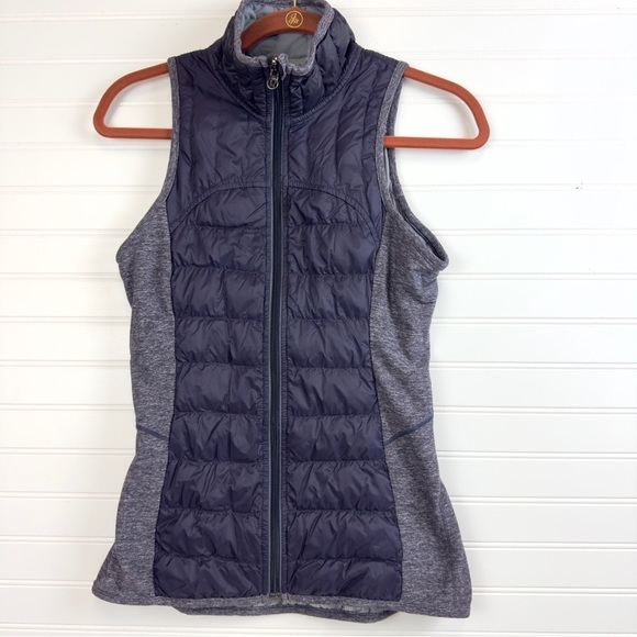 LULULEMON Run Turn Around Reversible Down Vest 650 Fill Women's sz 4 - Picture 1 of 12